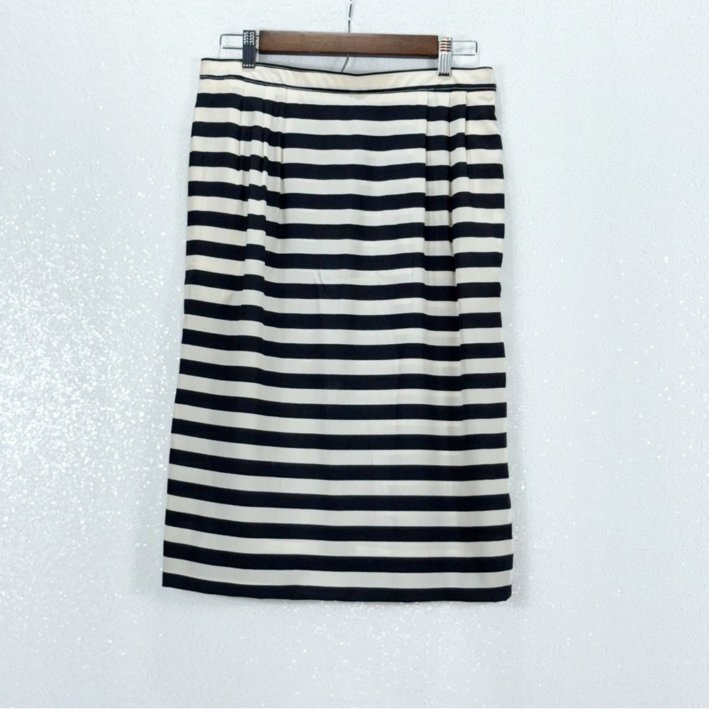 Emanuel Ungaro Black and White Midi Pencil Skirt - Picture 2 of 15